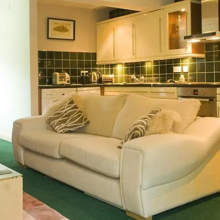 Park View Apartment *